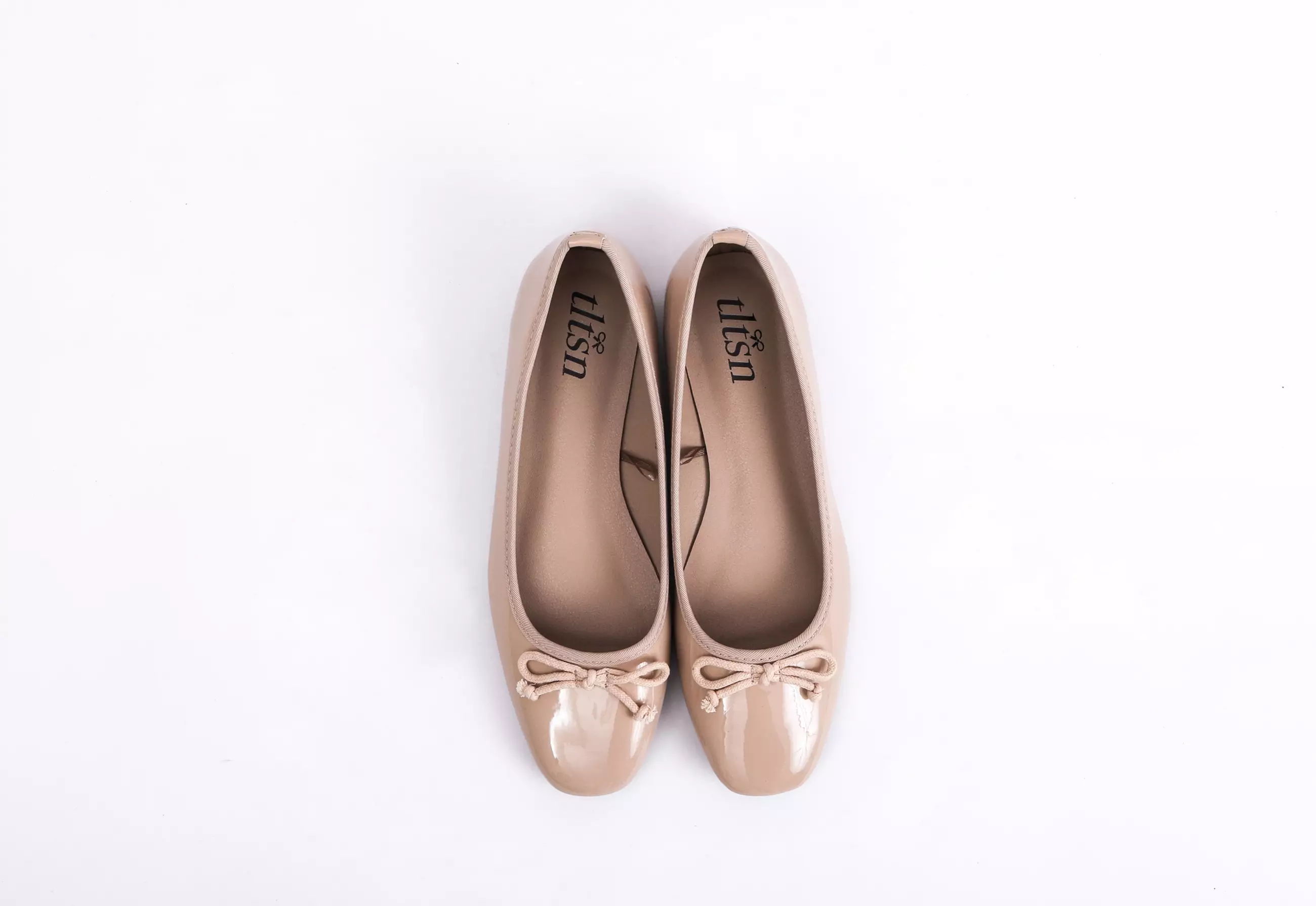 The Little Things She Needs - LOONA Flatshoes Sepatu Wanita Beige [TSN0002333.C0156]