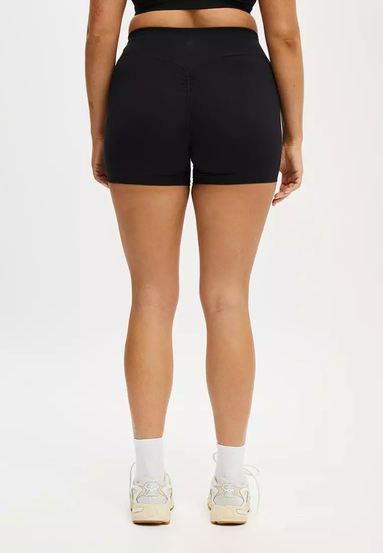 Ultra Soft Invisible Scrunch Shortie Short