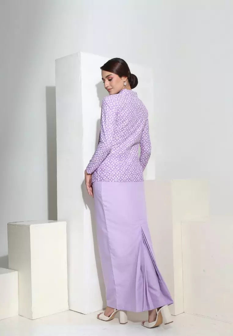 Kebaya Midi Batik Moden