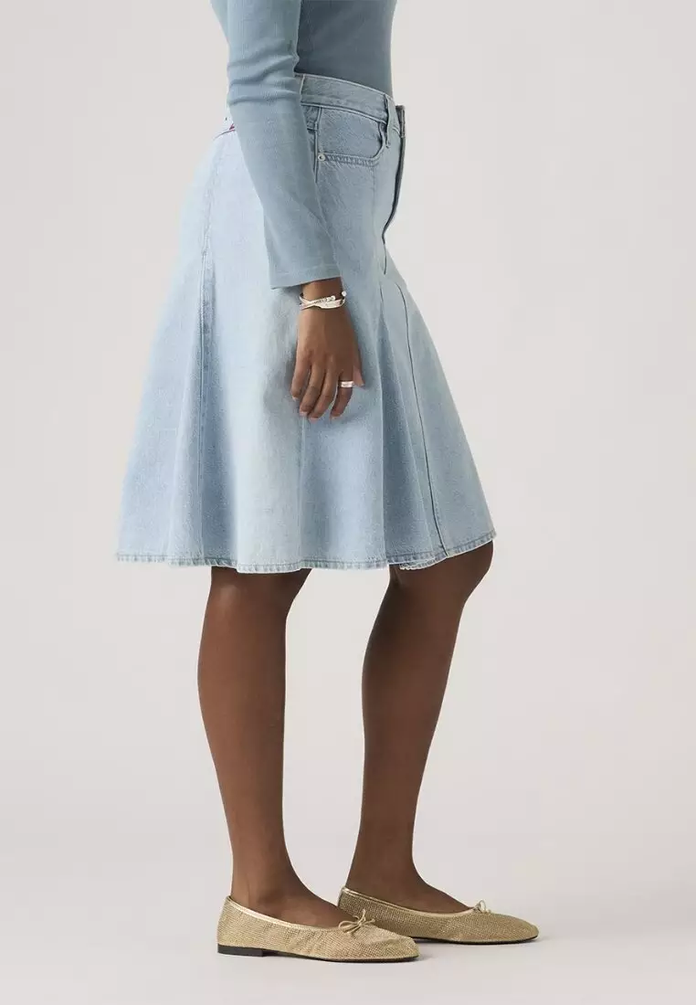 Levi's® Women's Godet Knee-Length Skirt