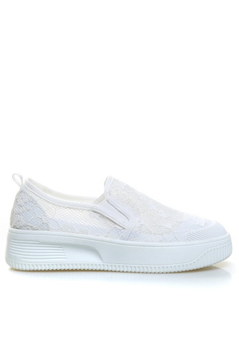 slip on sneakers platform