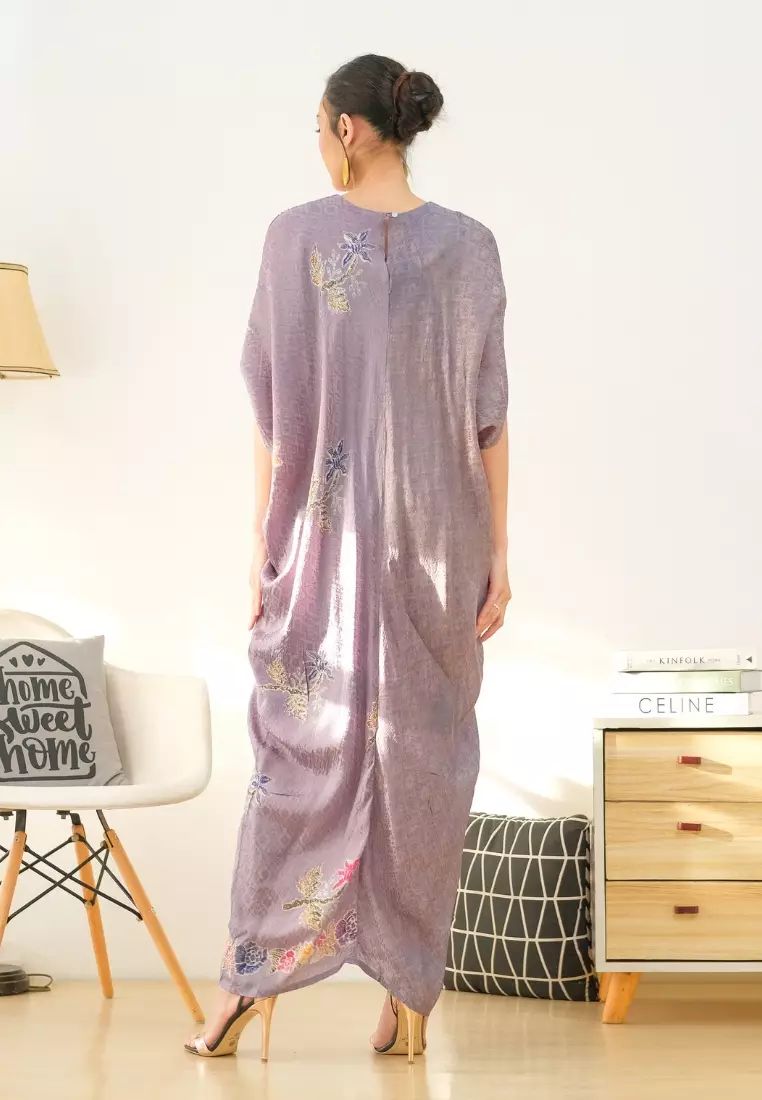 RINJANIE BATIK - Kaftan Batik Wanita - Kaftan Syariah - Lavender - OOTD Lebaran - Batik Encim Peranakan Premium
