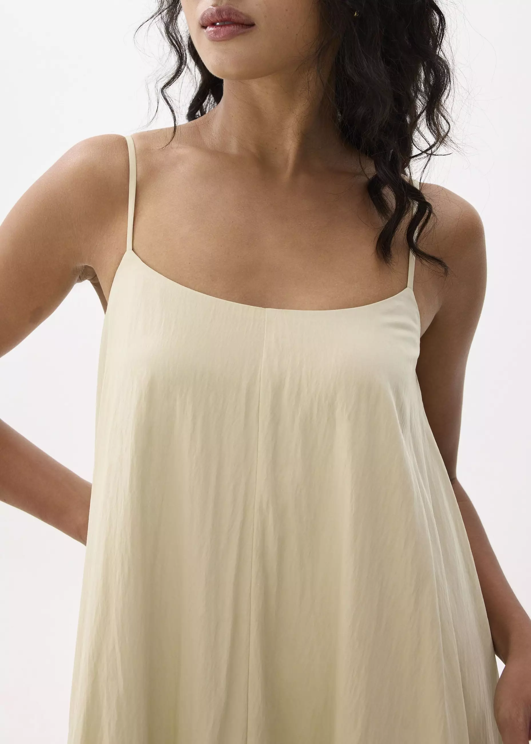 Dress Wanita - Straight Neck Bubble Midaxi Dress