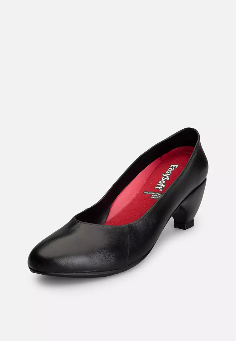Discount on Easy Soft by World Balance  shoes - SKU: Laura Closed Heels