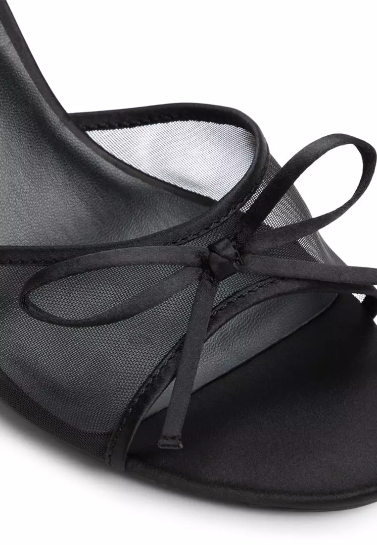 Bettiie Heels