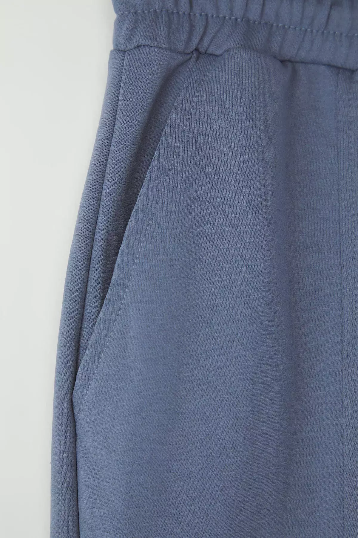 Blue Regular Cut Medium Elastic Waist Laced Stitching Detail Shorts  TMNSS20SR0070