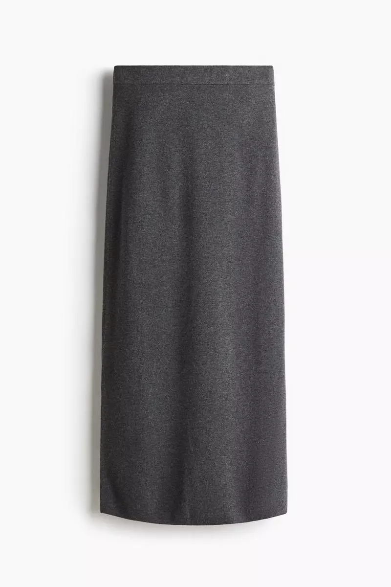 Fine-knit tube skirt