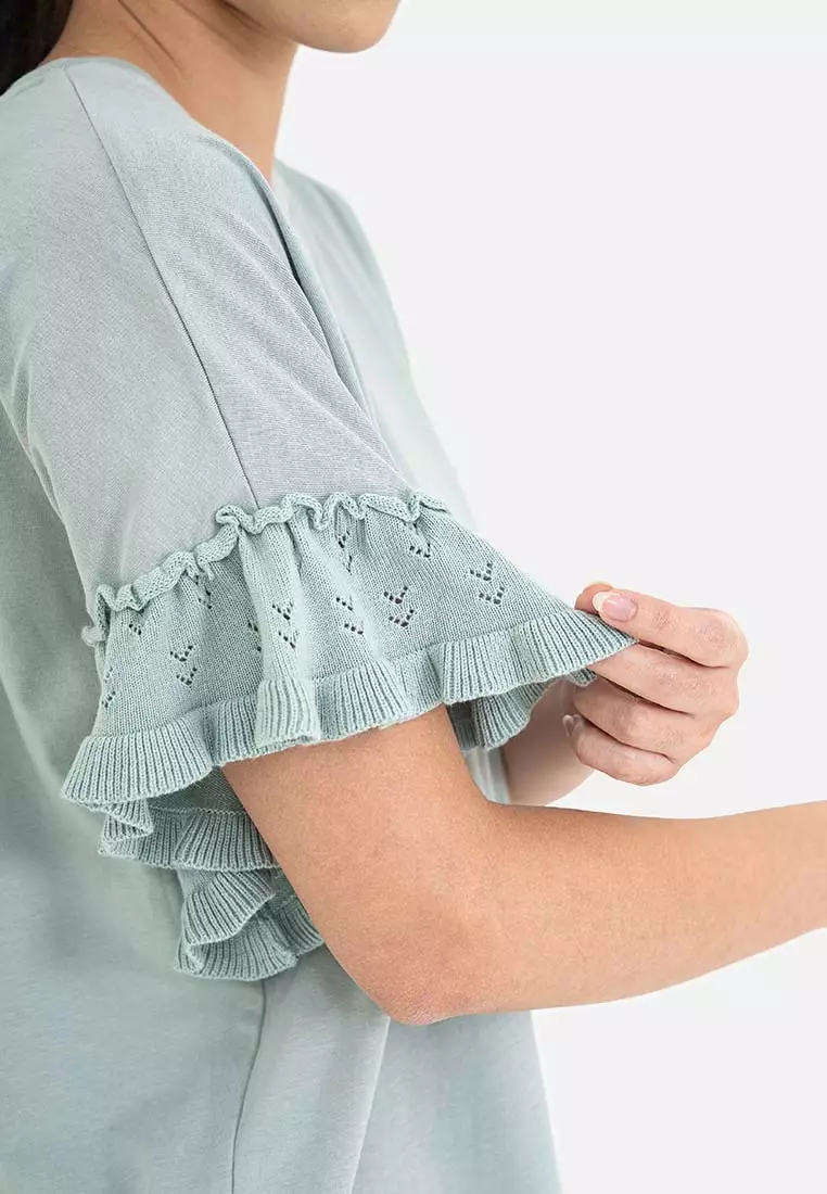 American Holic - Takagi Sleeve Ruffle Pullover