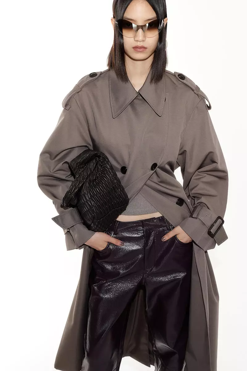 Straight coated trousers