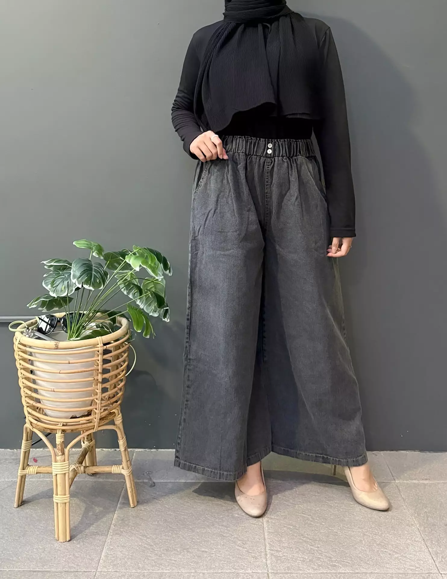 Akamga josuslik qilish