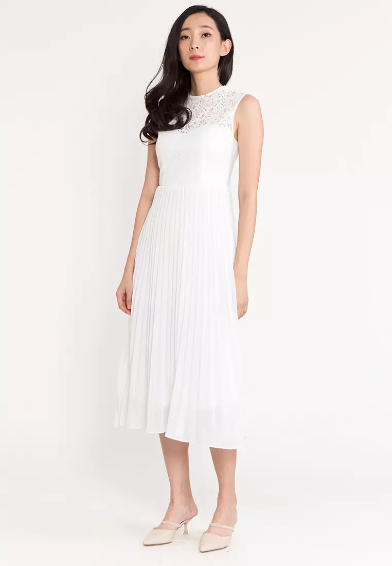 Round Neck Sleeveless Evening Dress