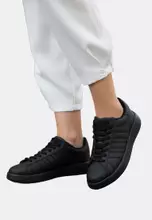 Black/Black