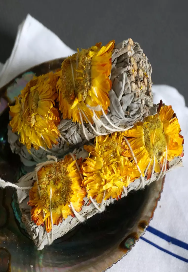 Buy diseno diseno Living California Sunflower With White Sage Bundles