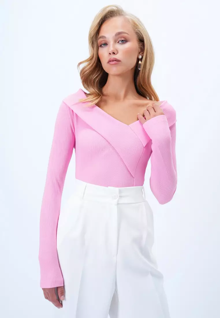 Wide Collar Blouse