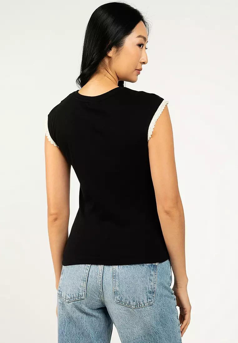 Lace Detailed Sleeveless Top