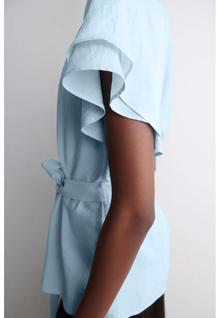 LAYERED BELTED BLOUSE