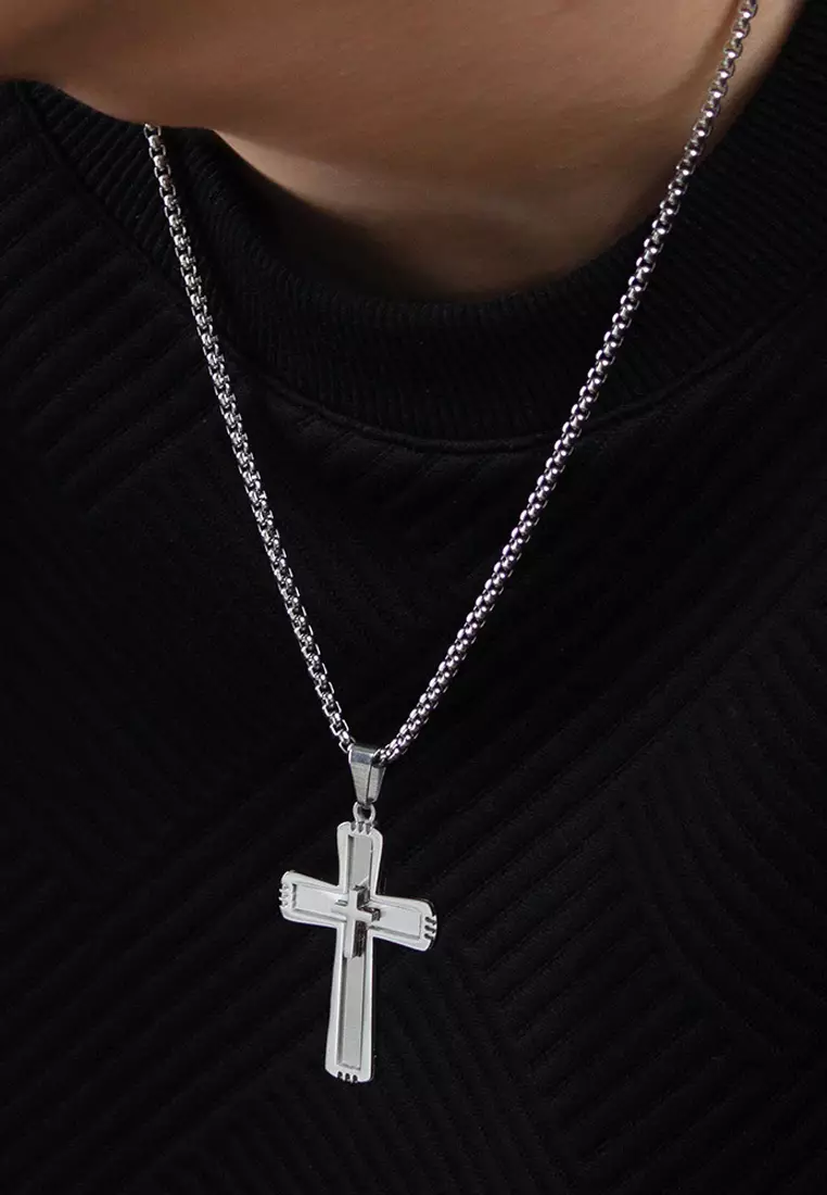 Cross Pendant Necklace