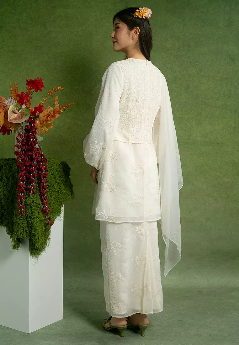 Valeria Kurung Labuh with Shawl Set