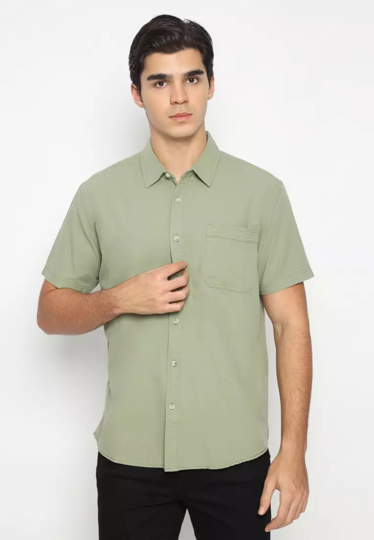 POLICE Kemeja Polos Cotton Hijau Regular Fit Pria