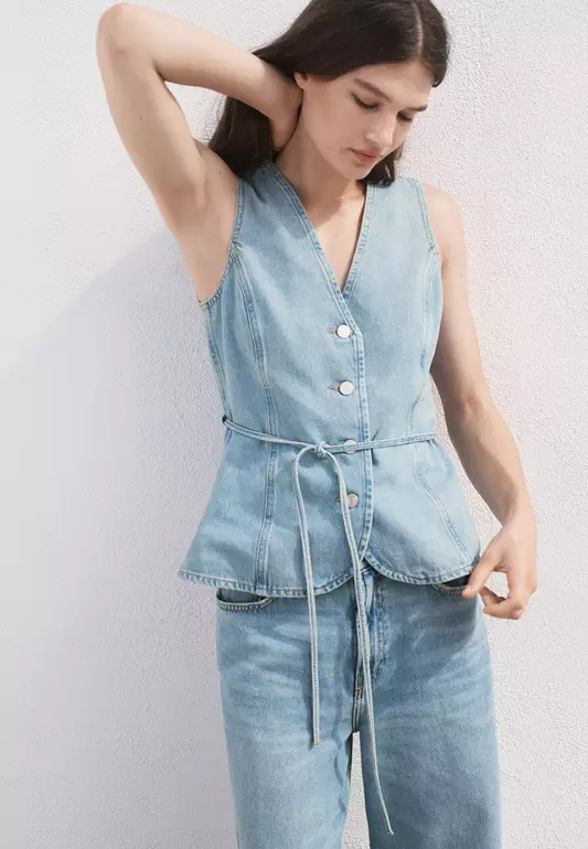 Buttoned Denim Gilet