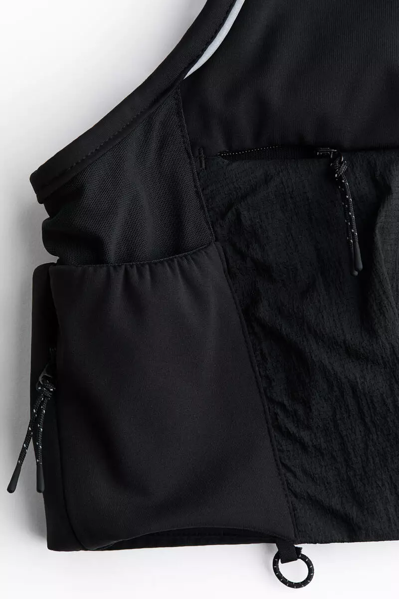 Lightweight running vest