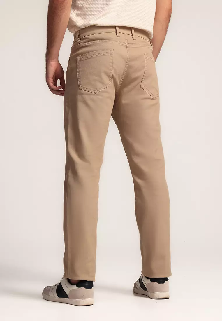 MOC - Celana Panjang Pria Willy - Beige Warna Beige