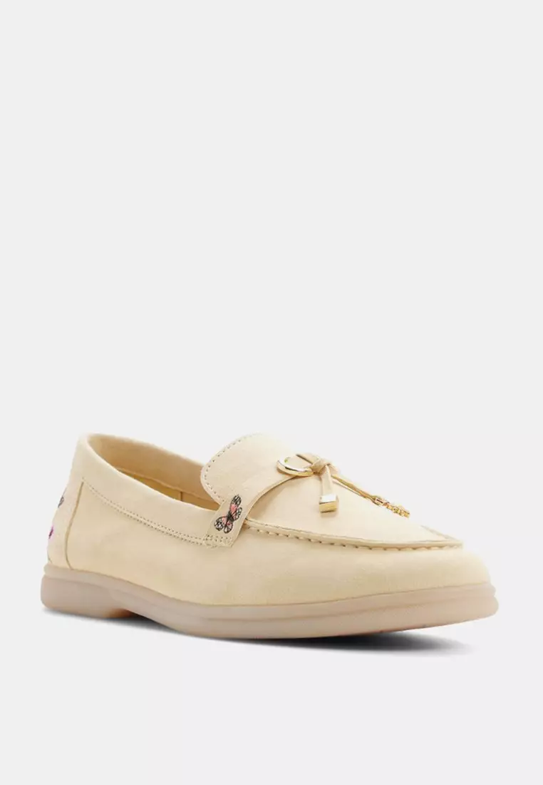 Creras-In Shoes