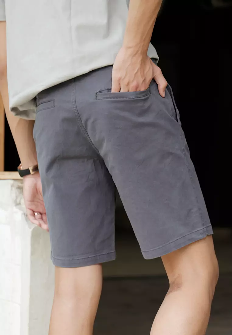 Celana Pendek Chinos SlimFit Charcoal OXCON