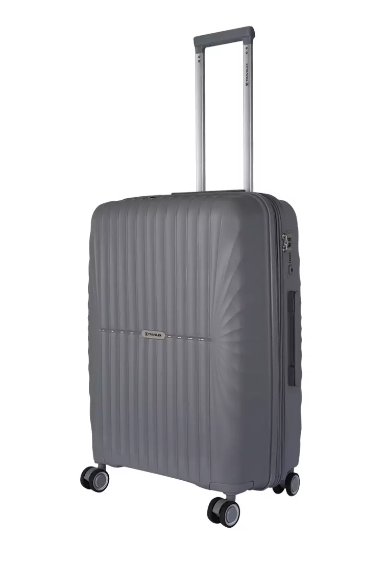 345 Hard Case Luggage Medium (22.5 inches)