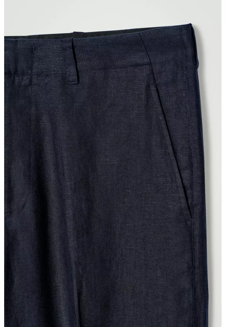 RELAXED LINEN TAPERED TROUSERS