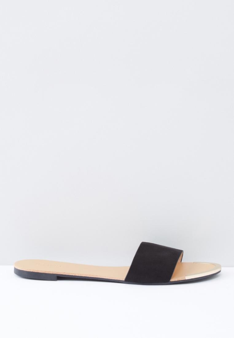 Max Fashion Slides With Metallic Accent