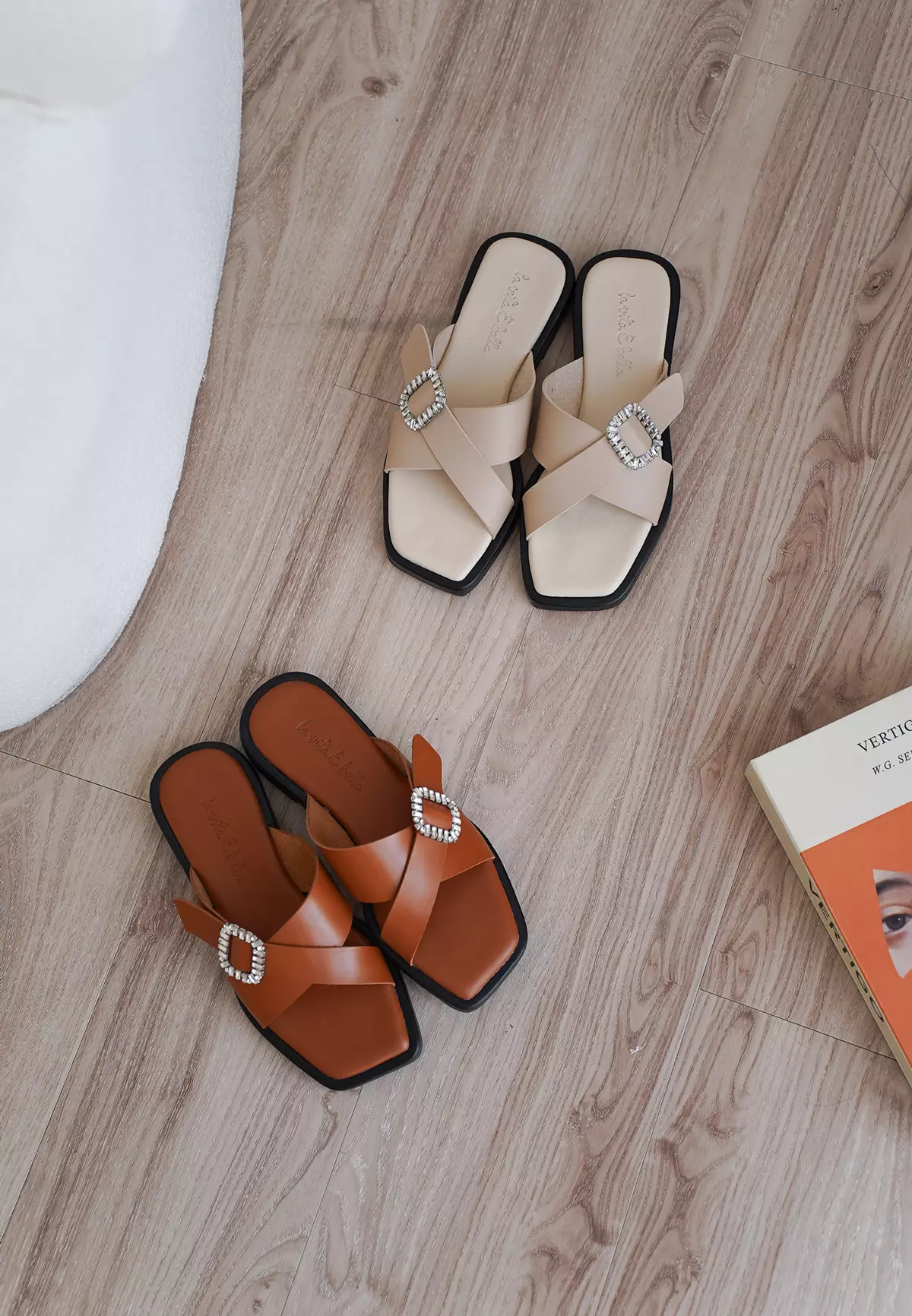 Millie Crystal Sandal Flat Wanita