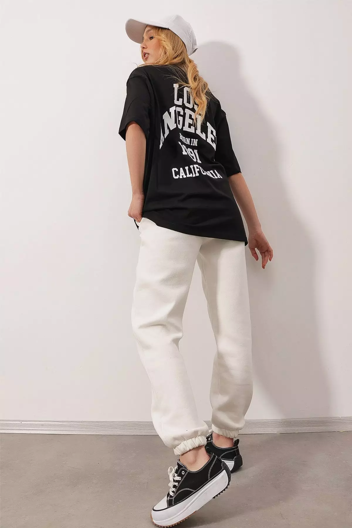 Relaxed Graphic T-Shirt