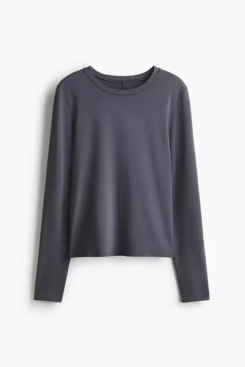 Sports top with DryMove™