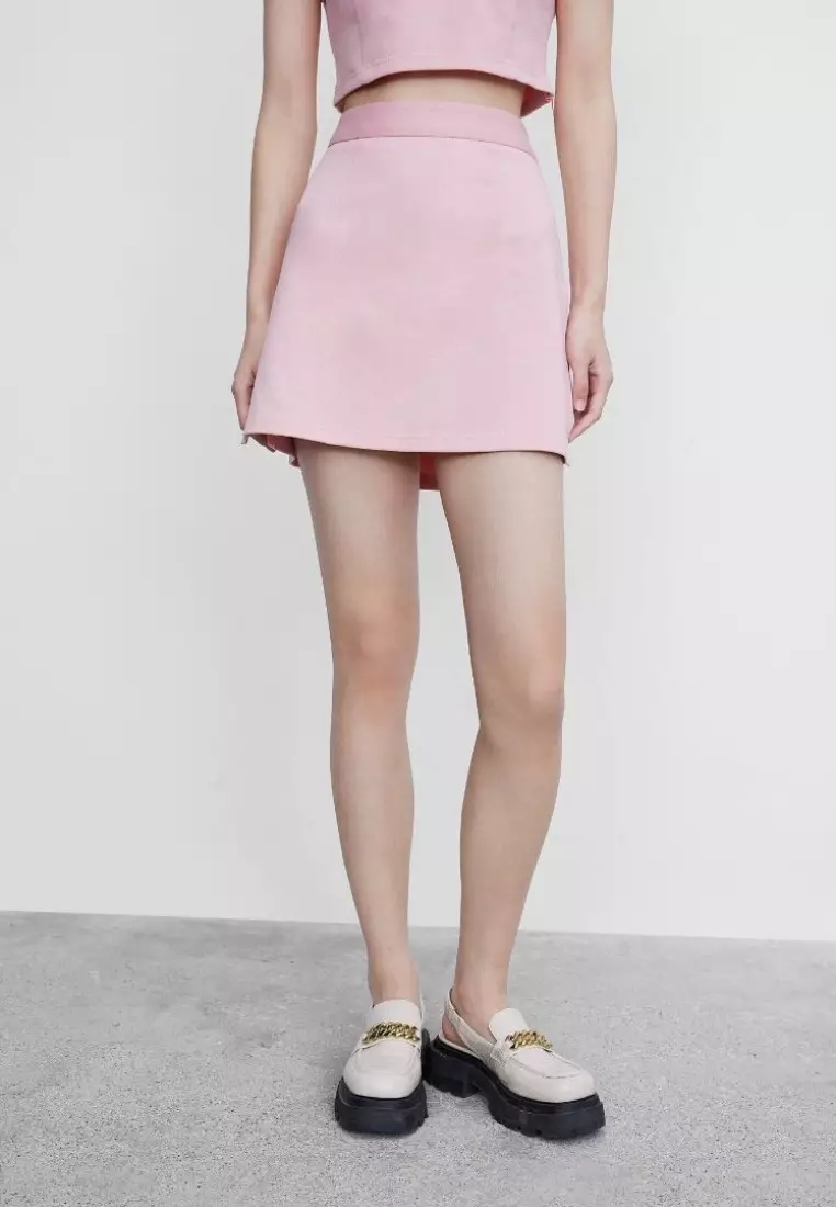 Urban split skirt outlet