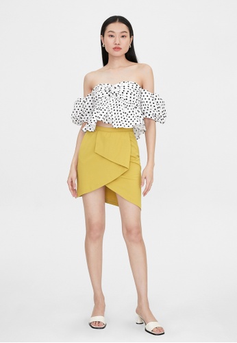 asymmetrical skirt ruffles