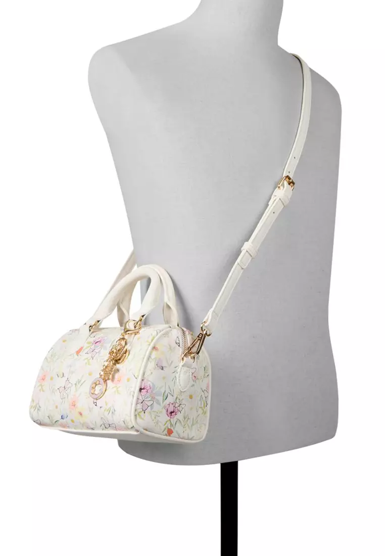 Tanaa Sling Bag