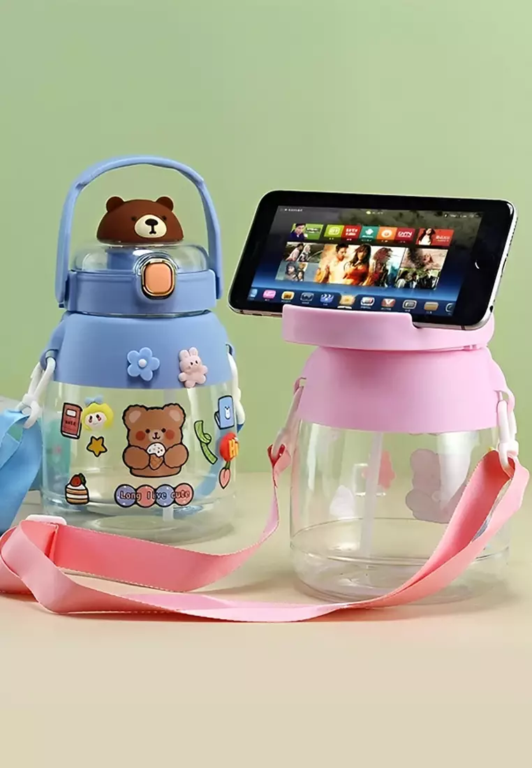 Wakakids Botol Minum Anak Plastik Dengan Sedotan dan Tali Panjang Tentengan Karakter Bear Free Sticker 1300ml K745 Venhs Hijau