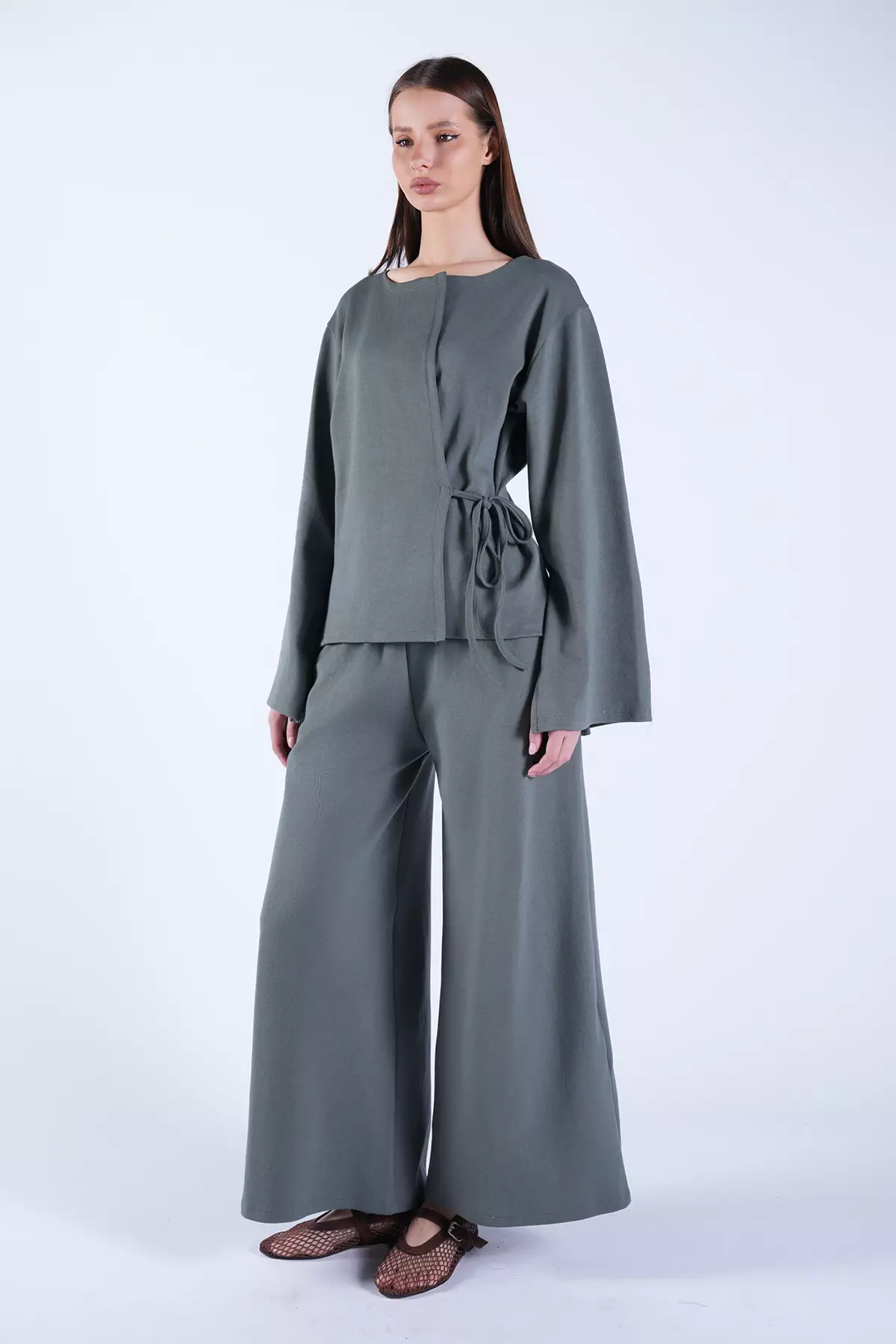 Khaki Crew Neck Knitted Jacket With Tie Detail And Double Pocket Trousers Set Alc-X15050