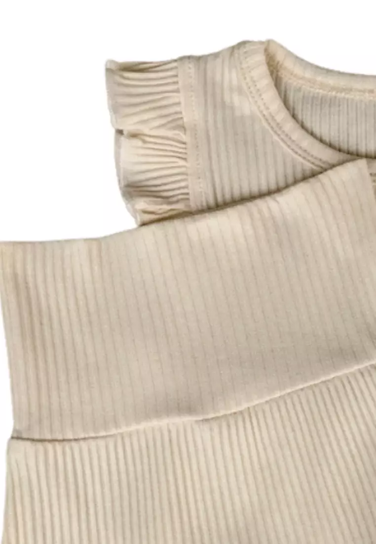 Xyrene Outfit Set Beige