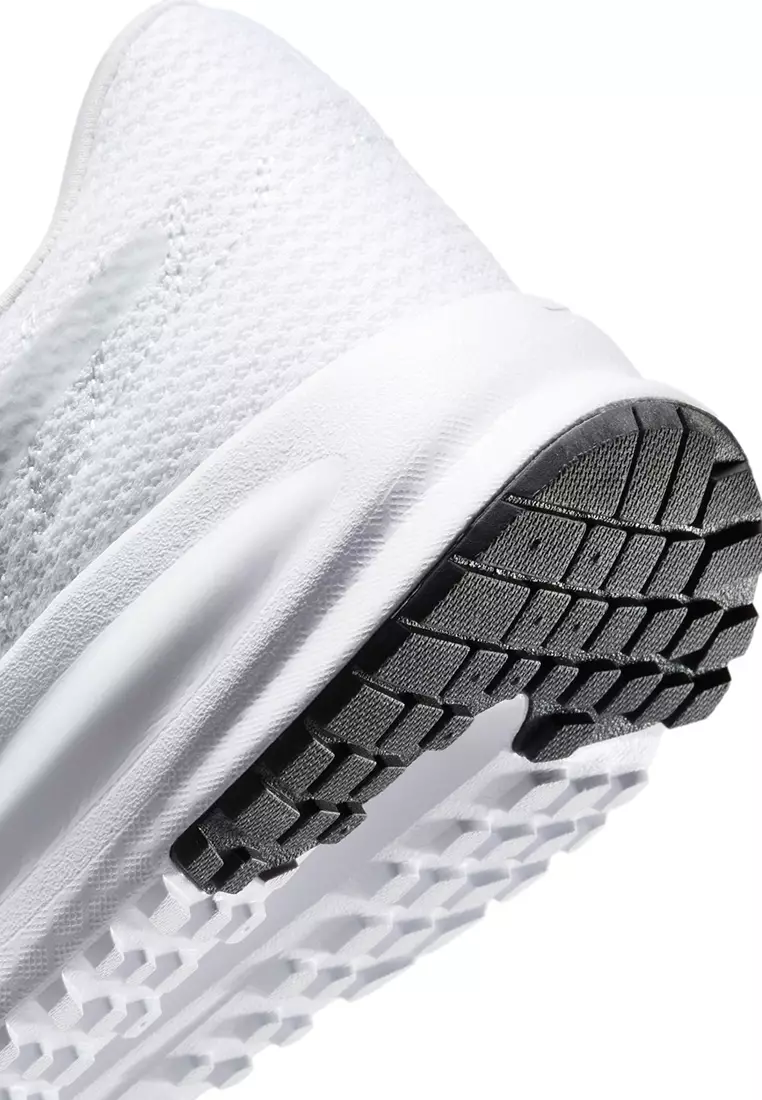 Run Defy Road Running Shoes