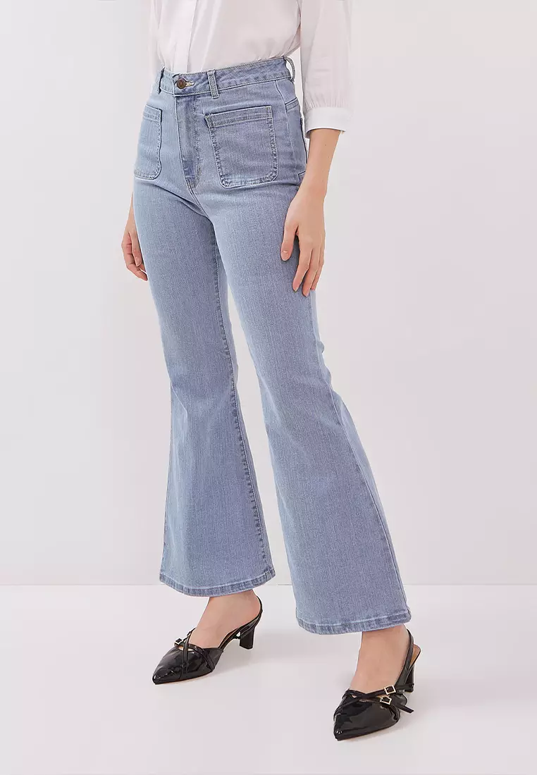 DUST Celana Bell Bottom Denim Laluna Medium Light Blue (D.3834)
