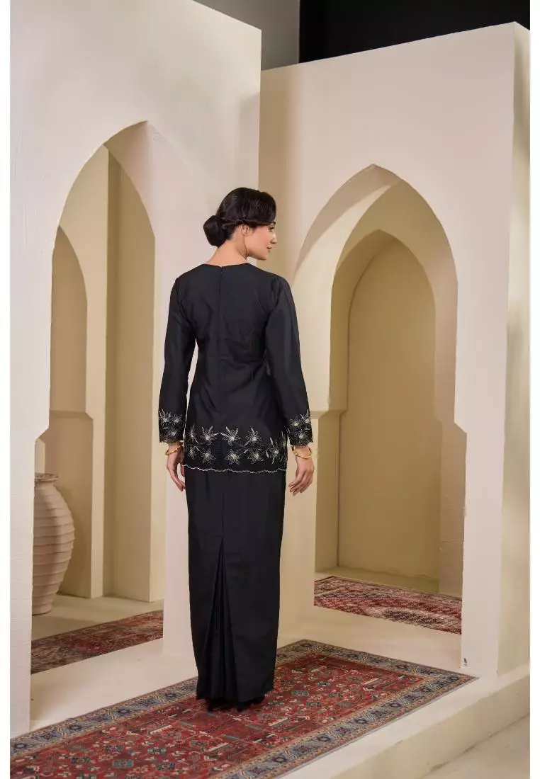 Mini Kurung Sulam Kareena