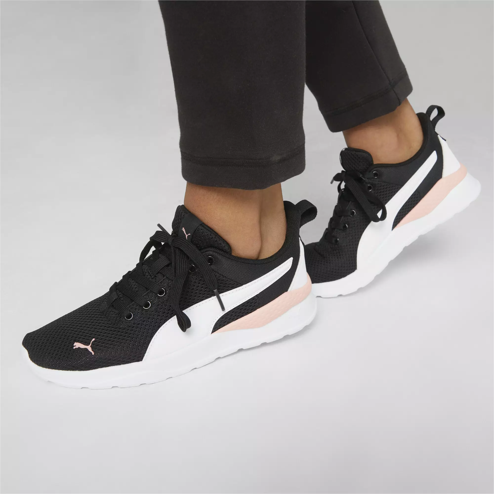 PUMA Anzarun Lite Men's Sneakers