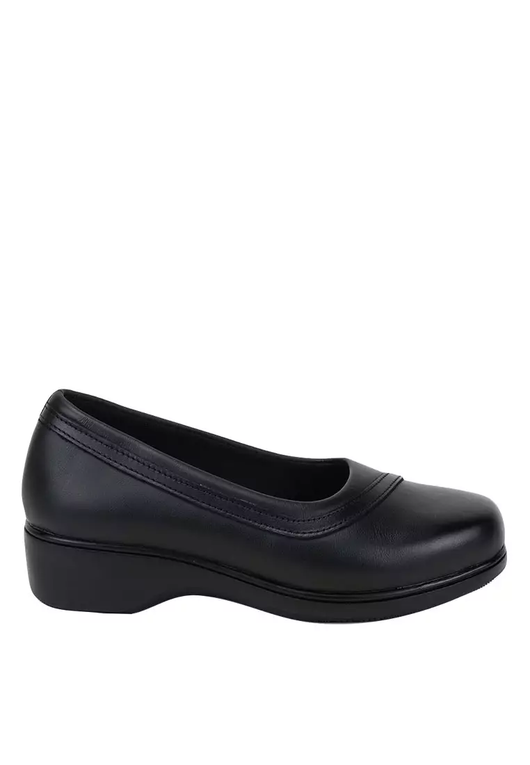 Discount on Meet My Feet  shoes - SKU: Dynomotion Diana School Shoes for Girls