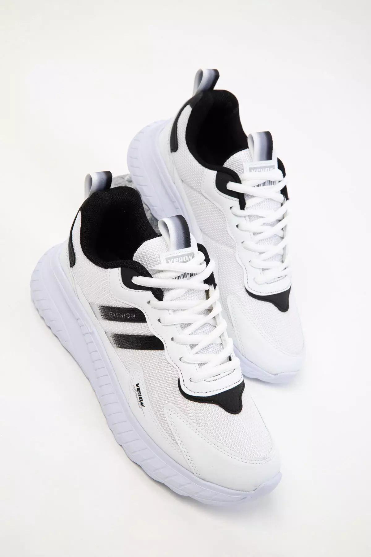 White-Black Unisex Sneaker 20601