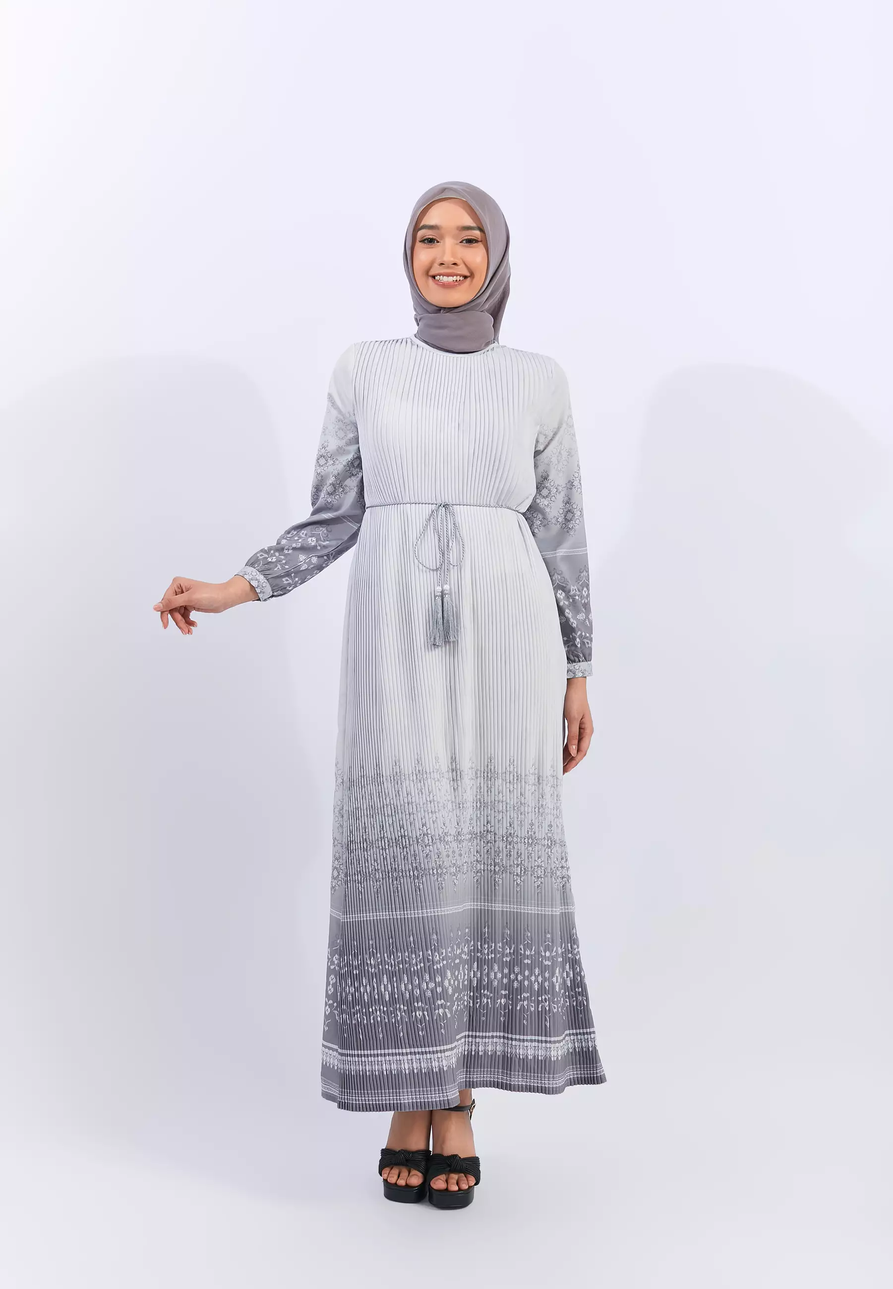 Geela X Aurelie Hermansyah - Hafsah Grey Dress (G.42123)