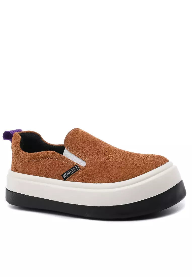 Discount on Twenty Eight Shoes  shoes - SKU: Cow Suede Platform Slip-Ons Xy5309