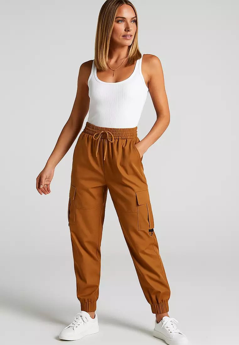 Drawstring Utility Pocket Cargo Pants In Brown