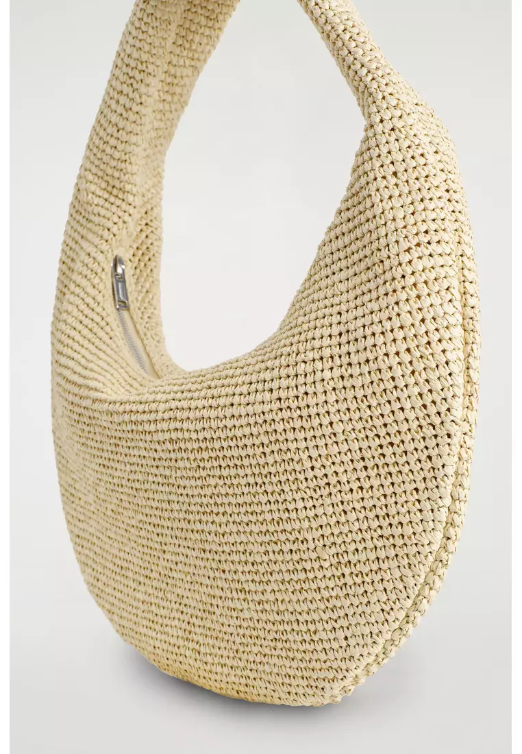 CURVED SHOULDER BAG - STRAW